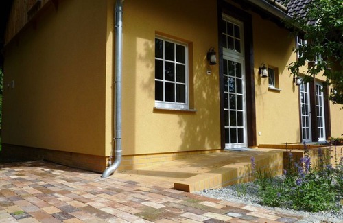 Burg-Dorf Apartamento | Fewo 1, Schlafgalerie, Wz/küchenz., Du/wc - Froschkönig Ferienhaus und Ferienwohnungen