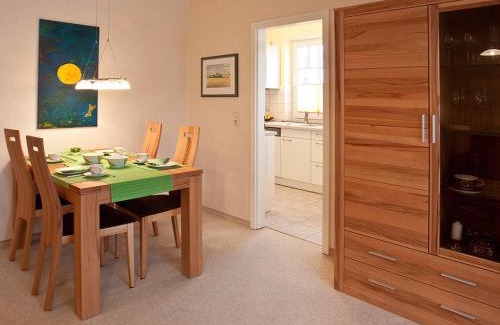 Alt Gaarz Apartamento | Fewo 217 Ferienwohnung Meerglück in der Villa Rosita
