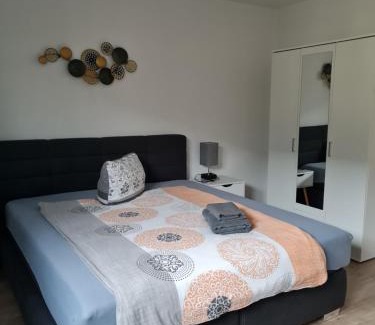 Center Apartamento | Fewo am Kurpark mit Balkon
