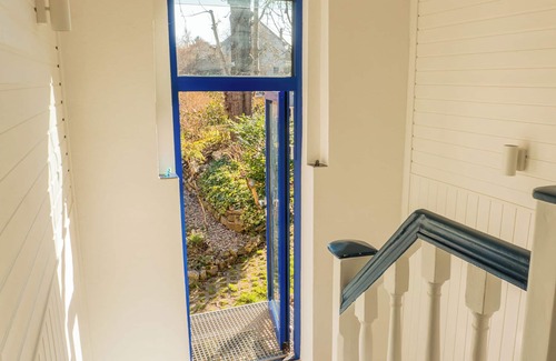 Weimar Casa | FEWO am Schwanseebad - Quiet, Safe and Beautiful