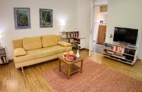 Innere Neustadt Apartamento | Fewo CANALETTO im Stadtzentrum