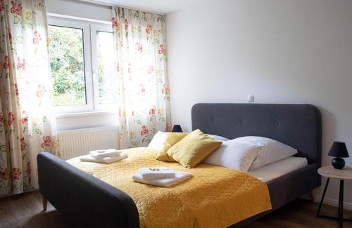 Cloppenburg Apartamento | FeWo Cessna, elegante Wohnung, 2 Schlafzimmer, überdachte Terrasse