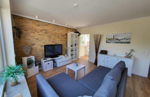 Alt-Travemunde/Ronnau Apartamento | FeWo Dünengras mit Terrasse und Strandkorb