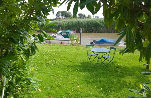 Gruenerdeich Apartamento | Fewo Elbblick im Haus Lühegarten