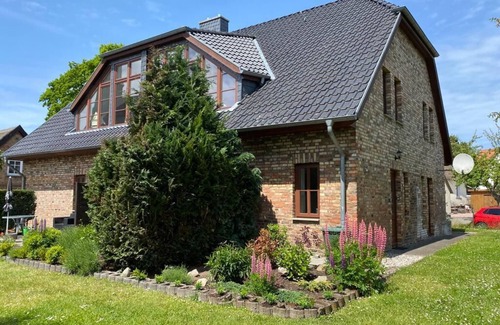 Schaprode Apartamento | FEWO "Galeriea" in Schaprode
