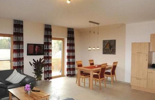 Arnbruck Apartamento | Fewo Herbst - 5 estrellas - recién amueblado con dos balcones y calefacción por suelo radiante