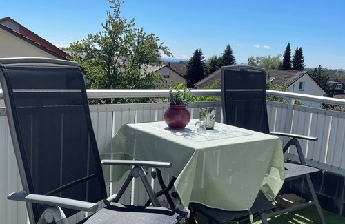 Ravensburg Apartamento | Fewo in Ruhiger Lage mit Südbalkon Nahe Spieleland und Bodenseeregion