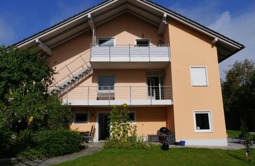 Neukirchen vorm Wald Apartamento | FeWo KeDo