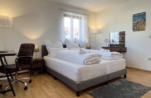 Burghausen Apartamento | Fewo-lavees Moderne Zentrale Fewo Nahe OMV Wacker Burg Kliniken