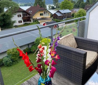 Bodensdorf Apartamento | FeWo mit Seeblick