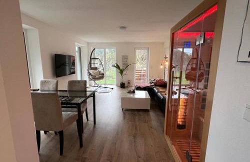 Hausach Apartamento | FeWo mit Whirlpool, Infrarot-Sauna & Schwarzwaldblick