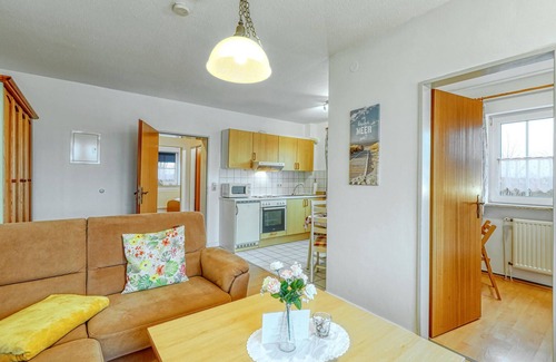 Neu Schonberg Apartamento | Fewo Neuschönberg 2. OG