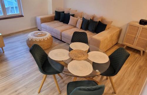 Heiligenhafen Apartamento | FeWo Todeskino 'Strandgut' in Heiligenhafen