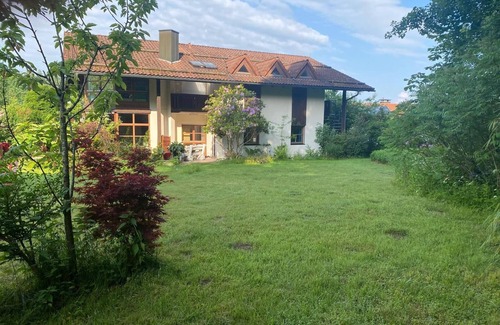 Waldkirchen Apartamento | FEWO Waldzauber with covered terrace