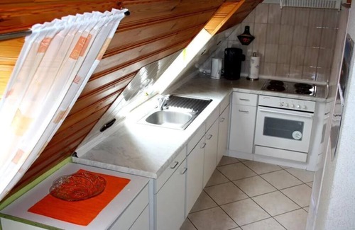 Varel Condominio | FewoJasmin between city & sea for families(dogs welcome) free bicycles