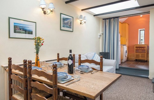 Haverfordwest Casa | Ffesant, Holiday Property Abercastle, Sleeps 4, 2 bedrooms, bathrooms
