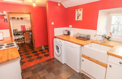 Pontfaen Cabaña | Ffynnondici Farmhouse, NEWPORT, PEMBROKESHIRE