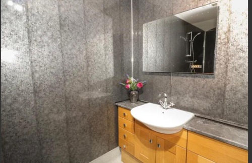 Colwyn Bay Casa | Ffynonn Wen