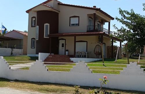 Avdira Apartamento | FG Home Rental Vila & Apartments