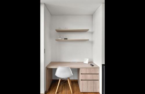 Chico Norte III Apartamento | FH - Artsy studio in Chico - Bogota