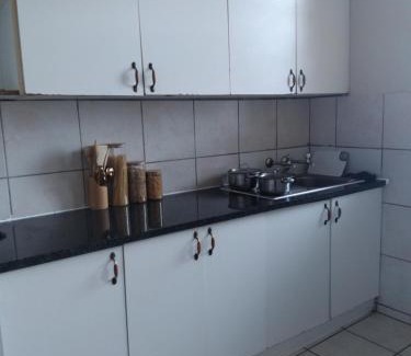 Greater Johannesburg Metropolitan Area Apartamento | Fibbi's Place