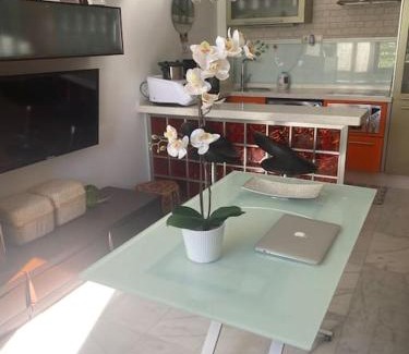 Parque Alcosa Apartamento | FIBES Apartamento con parking gratis