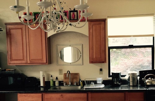 Jacoby Creek Apartamento | Fickle Hill Sculpture Garden and Redwood Forest