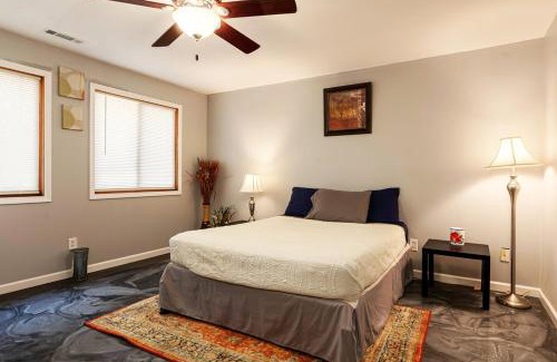 Murphysboro Casa | Fiddler on the Ridge-Woods, Wine and Wellness