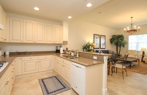 Naples Casa | FIDDLER'S CREEK 3/3 WATERFRONT COACH HOME, SOCIAL MEMBERSHIP TO FIDDLER'S CREEK