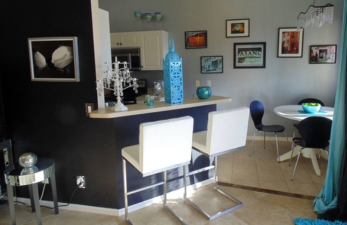 Naples Condominio | Estilo Boutique Resort Retiro, 3 dormitorios, 2 baños en la cala de Nápoles Fiddler