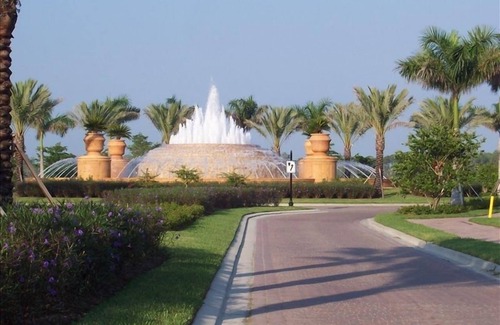 Naples Condominio | Fiddlers 'Creek Varenna Lakeside lujo con Ascensor Privado