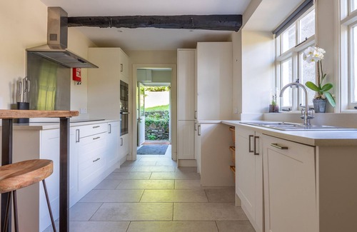 Penny Bridge Cabaña | FIELD HEAD HOUSE, family friendly, with pool in Hawkshead