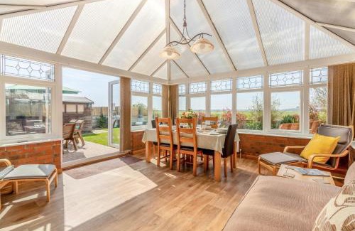 Walcott Casa | Field Horizon