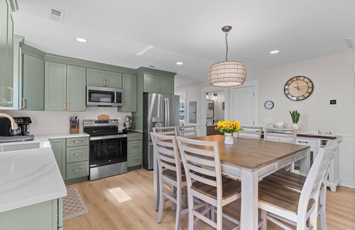North Topsail Beach Casa | Field of Dreams #177 - 3BD Beach Cottage, Pet-Friendly & Steps from the Ocean