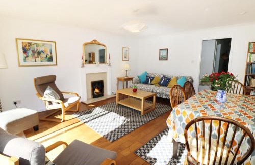 Totland Bay Casa | Fieldside