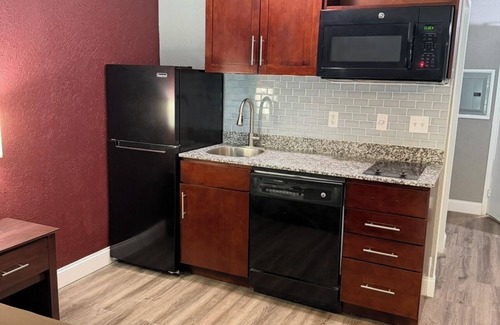 Fairmont Apartamento | Fieldstone Apartments & Studios