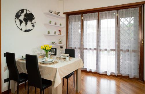 Centro Giano Apartamento | Fiera & Airport-Suite Leonardo Relax- Garden & wi-fi free