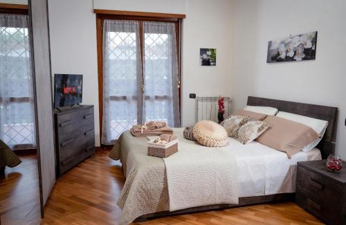 Centro Giano Apartamento | Fiera & Airport-Suite Leonardo Relax- Garden & wi-fi free