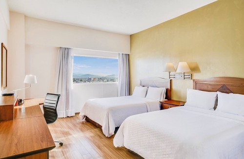 Torreón Hotel | Fiesta Inn Torreon Galerias