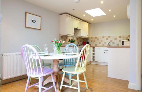 Whaddon Casa | Fig Cottage, near Bradford on Avon and Bath
