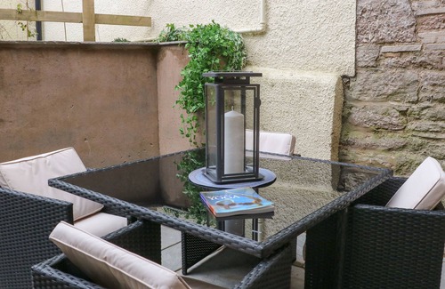 Kirkby Stephen Cabaña | FIG COTTAGE, romantic, luxury holiday cottage in Kirkby Stephen
