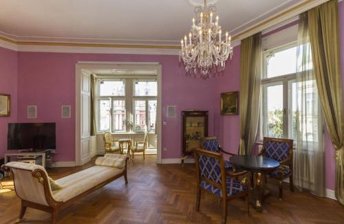 Ljubljana Old Town Apartamento | Filip’s Palace Luxurious Apartment