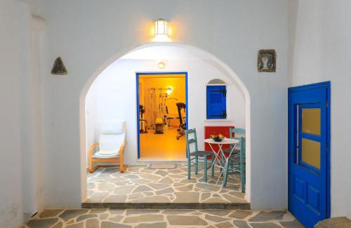Schinoussa Town Casa | Filoxenia by Grispos Villas
