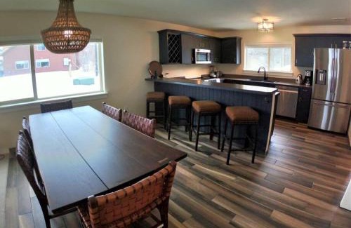 Big Sky Casa | Final Frontier