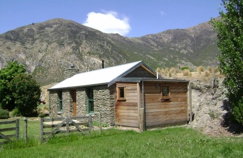 Gibbston Cabaña | Galardonado histórico Warbrick Stone Cottage
