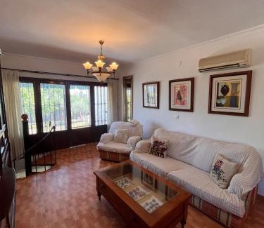 Sanlúcar la Mayor Casa | Finca Azafrán - Chalet con piscina privada