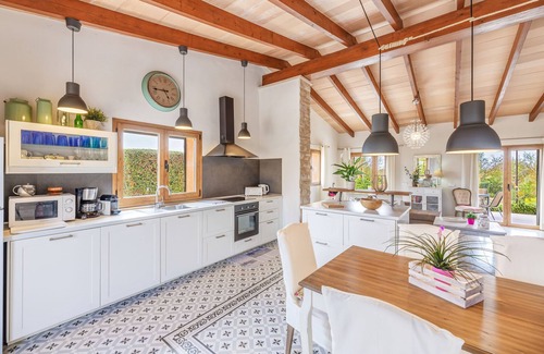 Ses Salines Villa | Finca "Can Xesquet Morell" con Wi-Fi, aire acondicionado, terraza y piscina