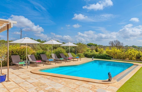 Ses Salines Villa | Finca "Can Xesquet Morell" con Wi-Fi, aire acondicionado, terraza y piscina