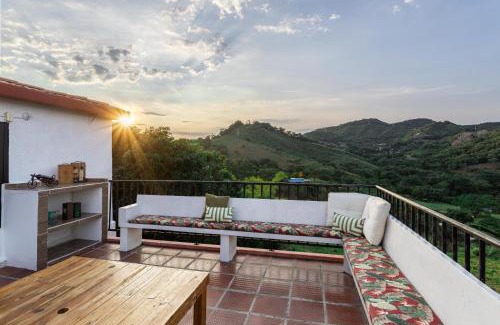 Apulo Apartamento | FINCA CON VISTA DESLUMBRANTE - Rinconada, descanso total