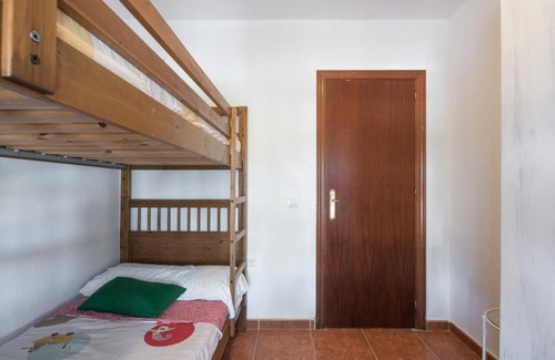 Casabermeja Chalet De Esquí | Finca ecológica Colores